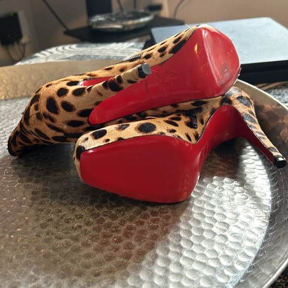 Authentic Christian Louboutin leopard bootie - Picture 6 of 6